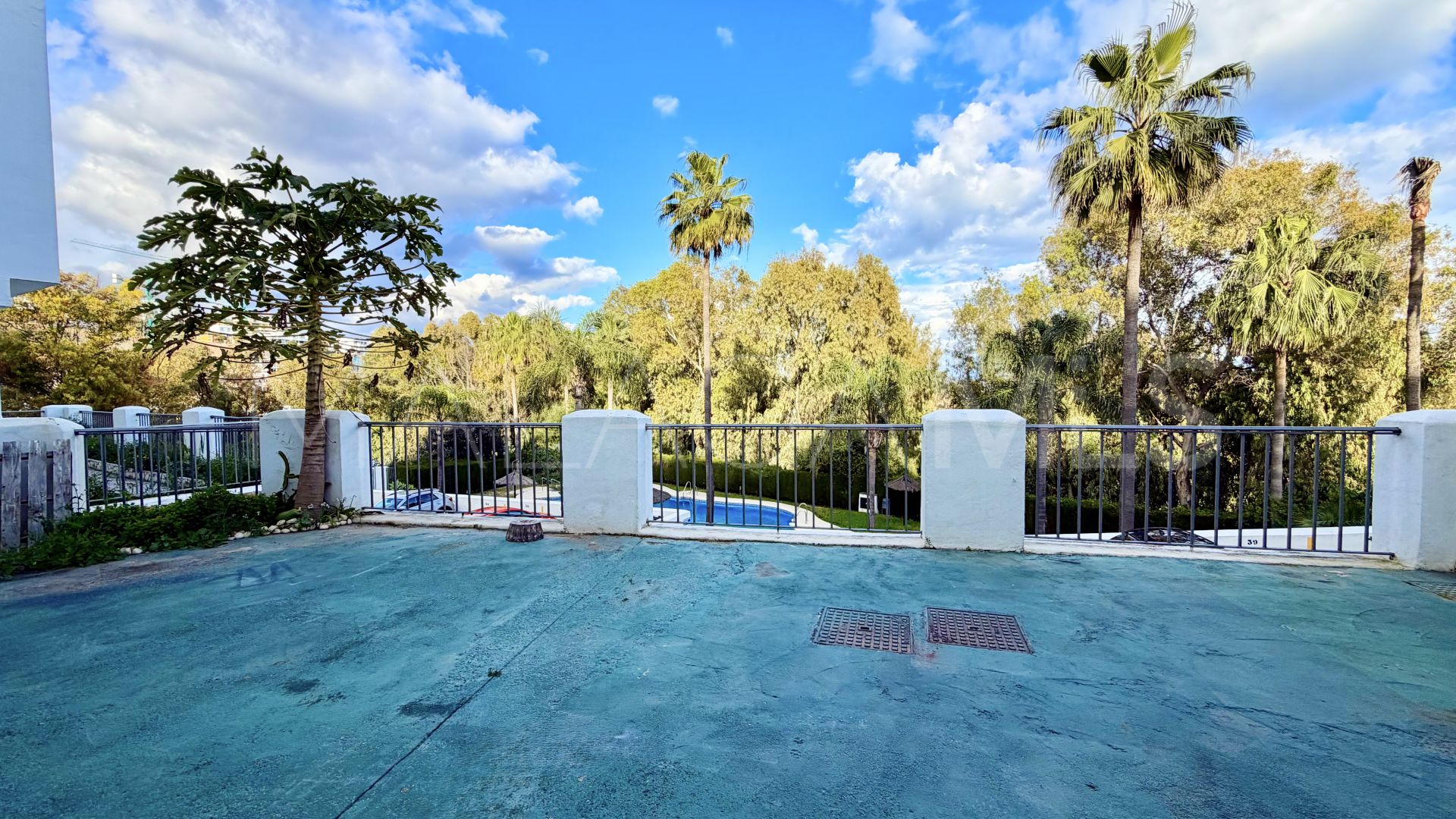 Buy Bahia de Casares apartment with 2 bedrooms