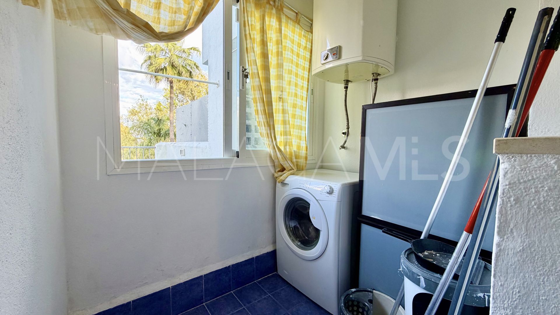 Buy Bahia de Casares apartment with 2 bedrooms