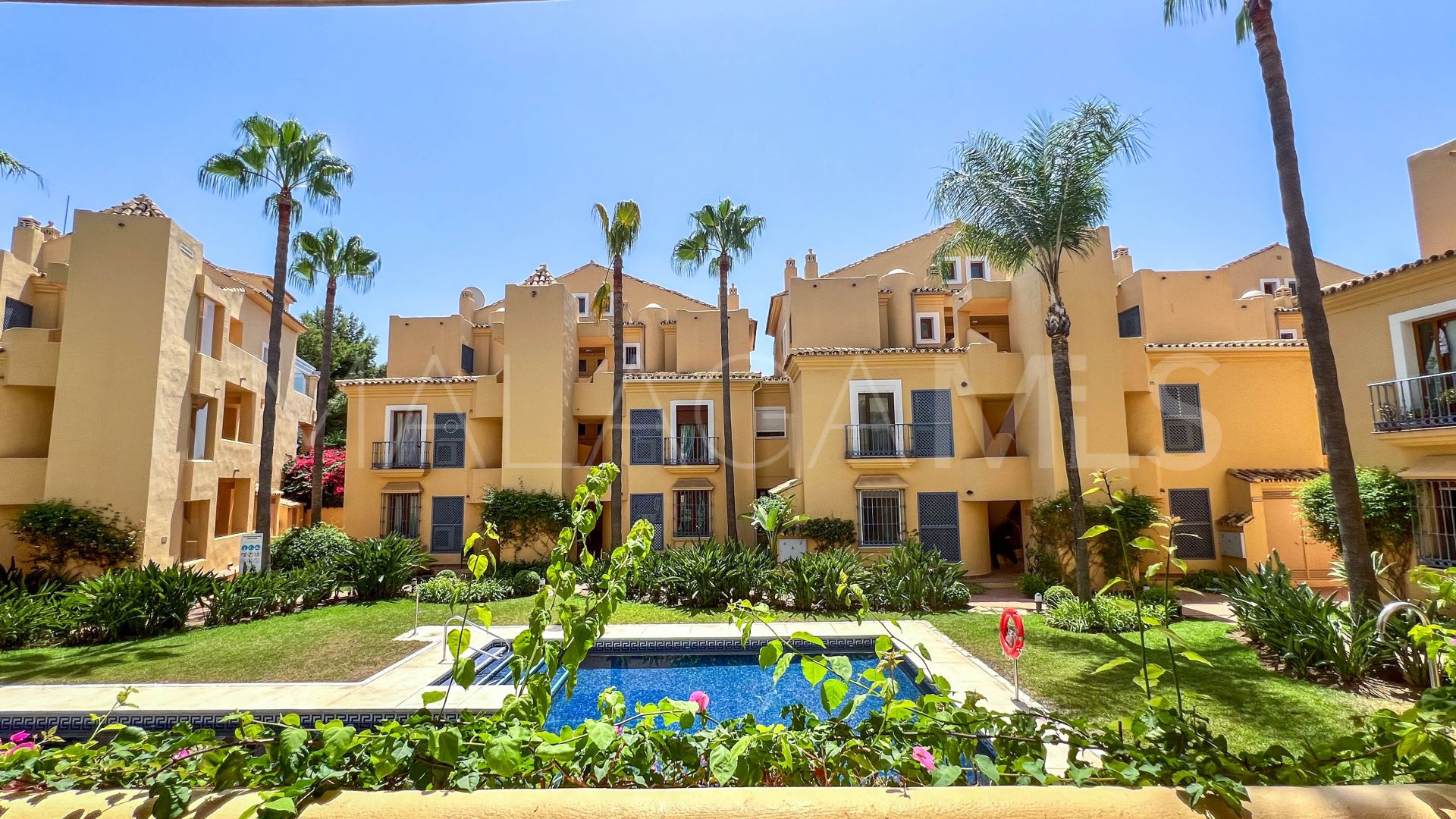 Apartamento planta baja for sale in Single Homes Nagüeles with 5 bedrooms