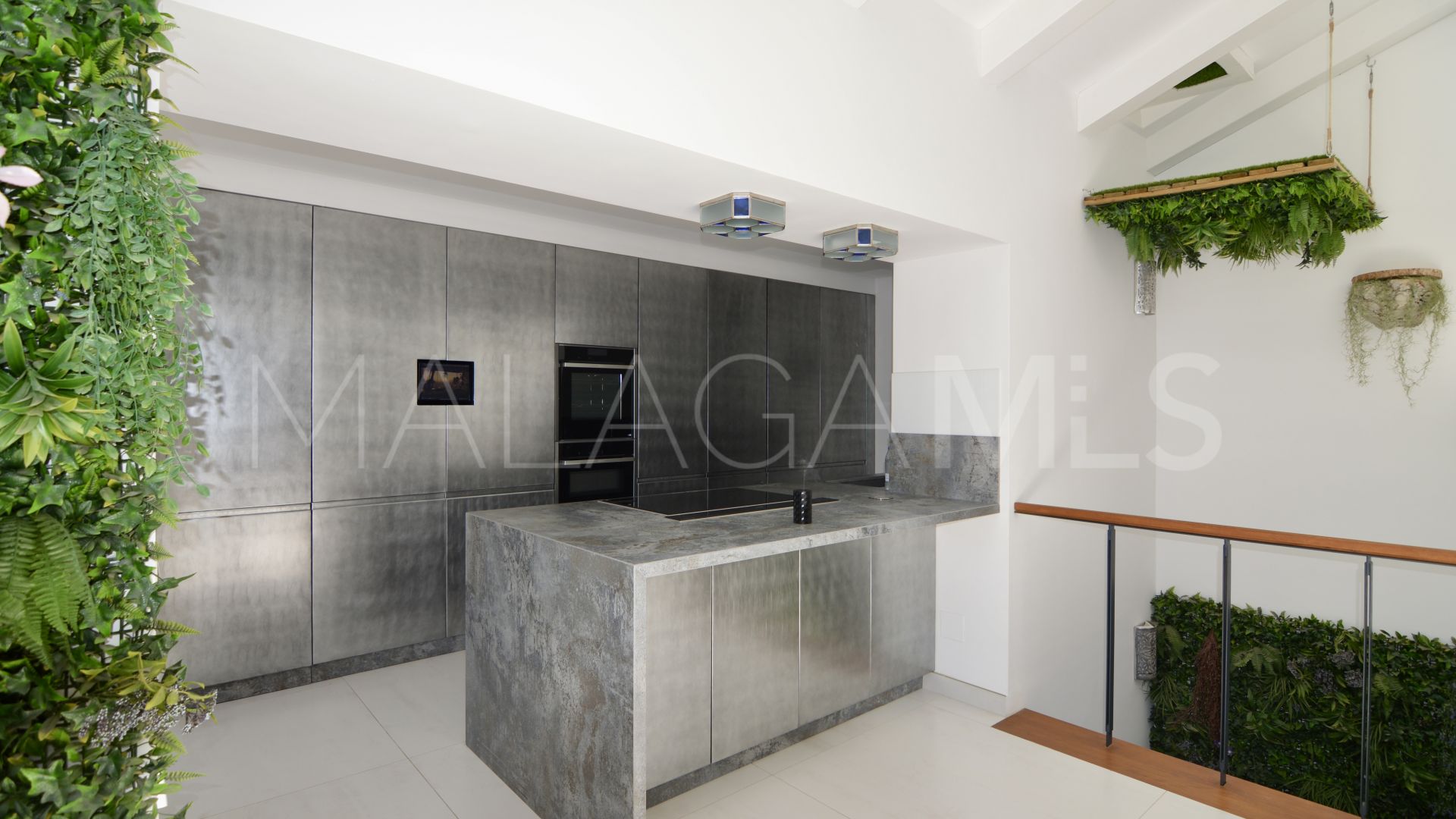 Buy adosado in Estepona Casco Antiguo