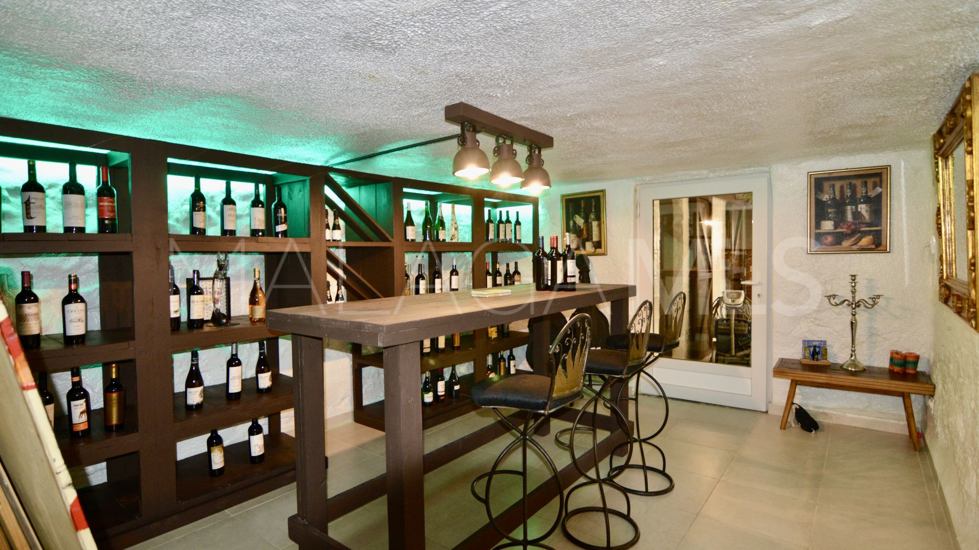 Buy adosado in Estepona Casco Antiguo