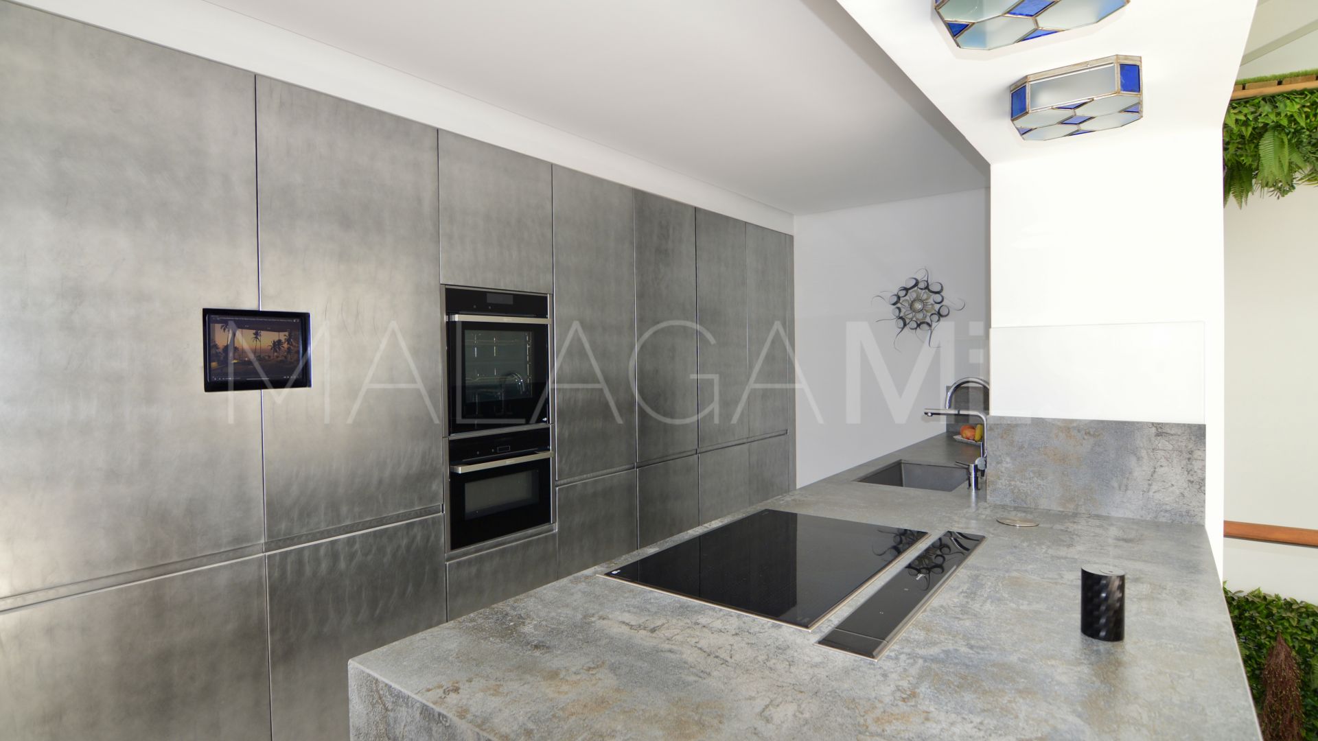 Buy adosado in Estepona Casco Antiguo