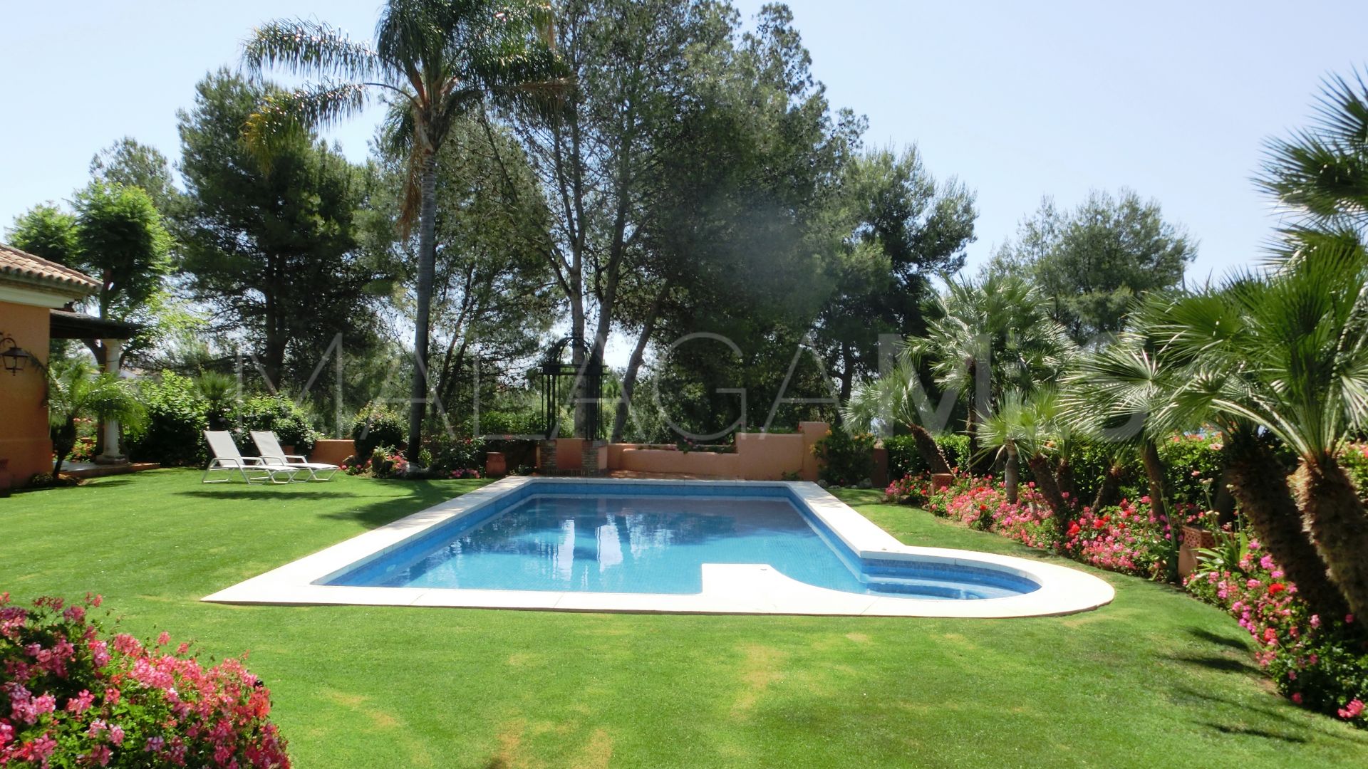 Se vende villa de 5 bedrooms in Altos Reales