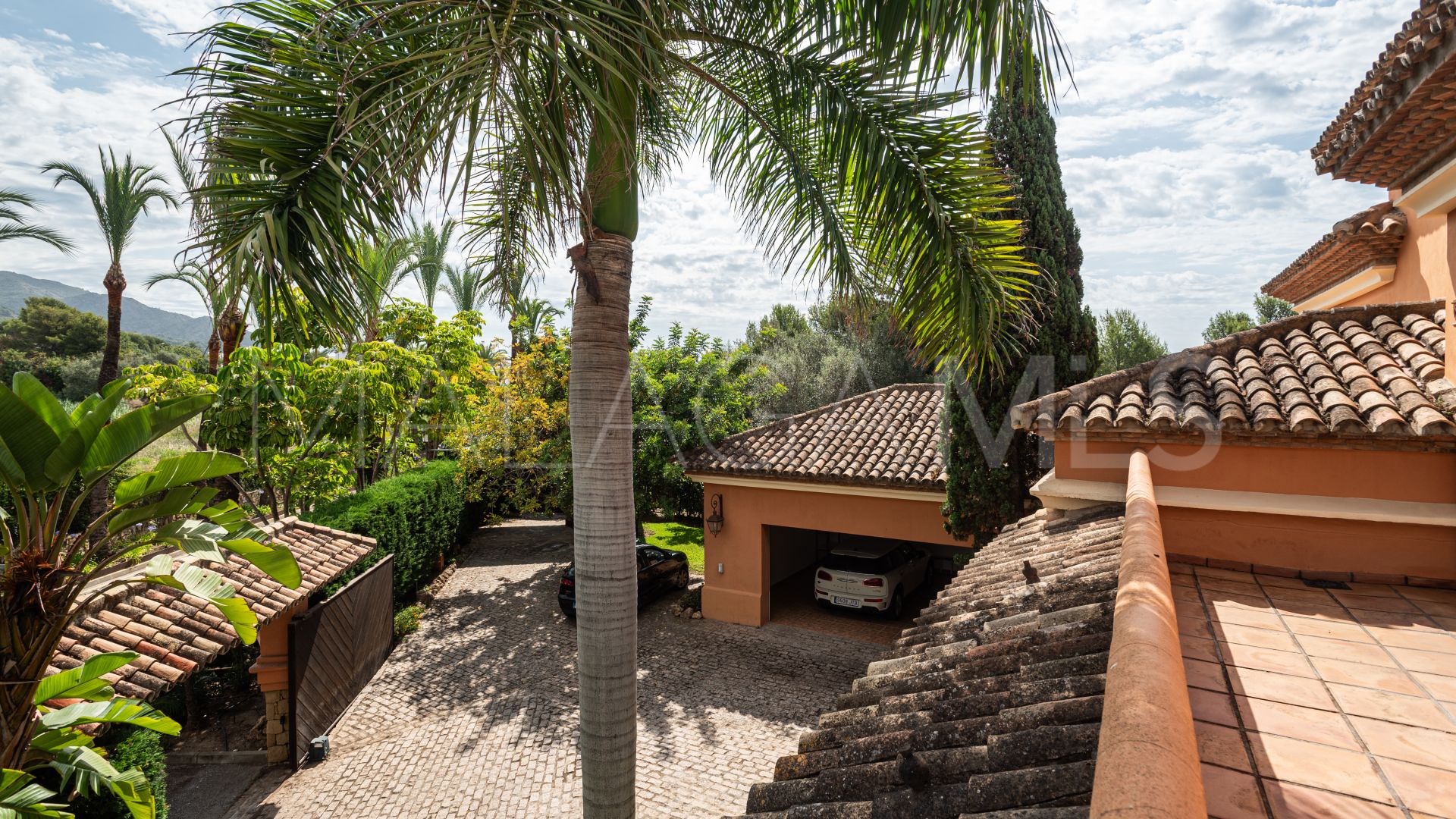 Se vende villa de 5 bedrooms in Altos Reales