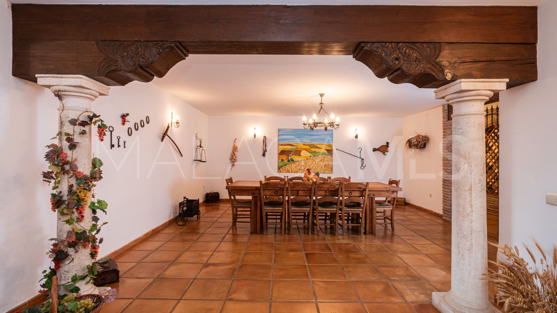 Se vende villa de 5 bedrooms in Altos Reales