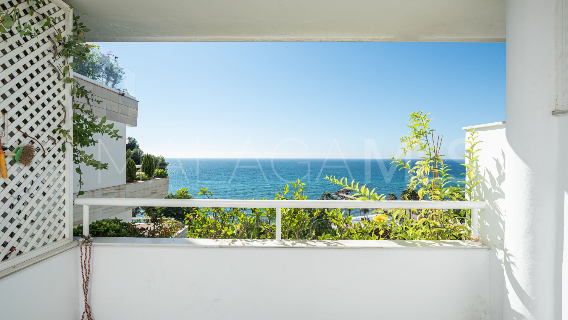 Appartement for sale in Playa Bajadilla - Puertos