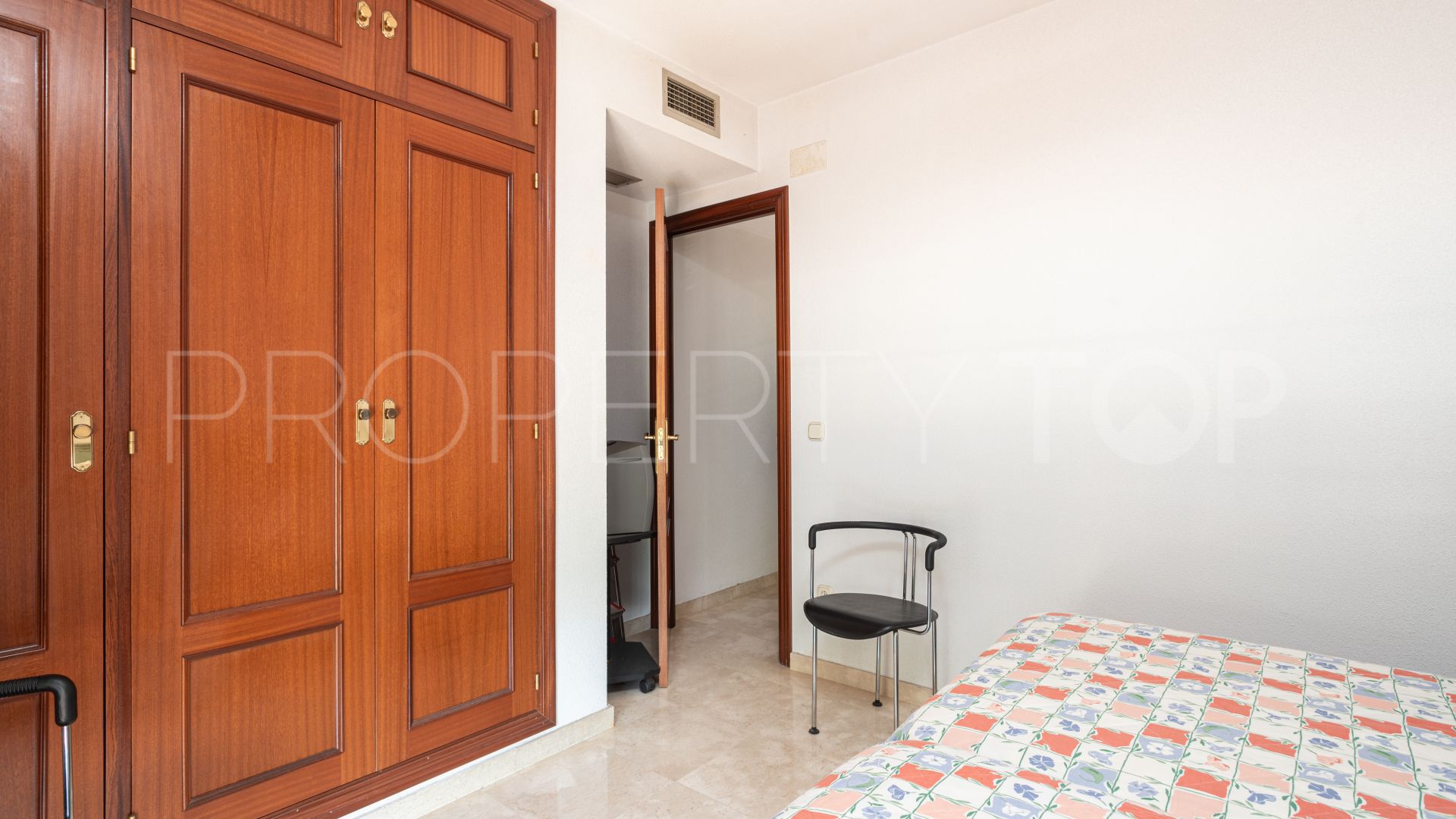 For sale Playa Bajadilla - Puertos apartment