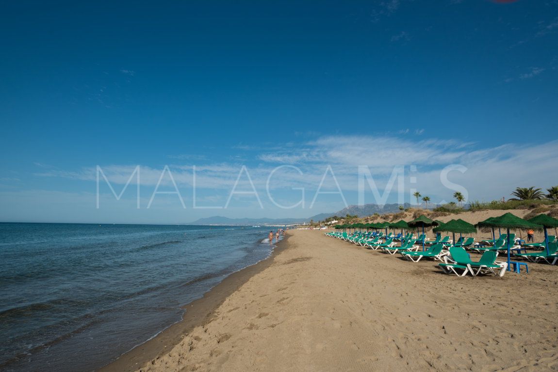 Lägenhet for sale in Elviria