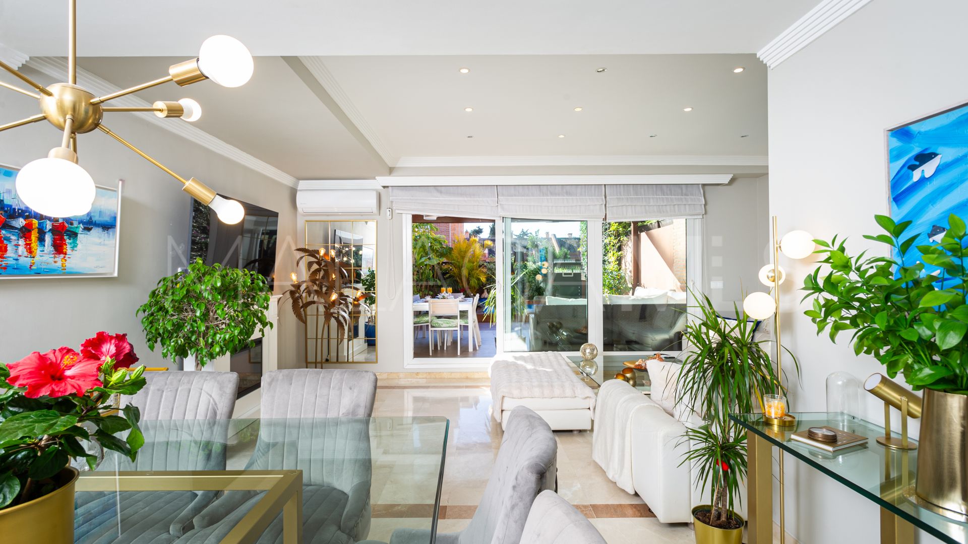Radhus for sale in La Reserva de los Monteros