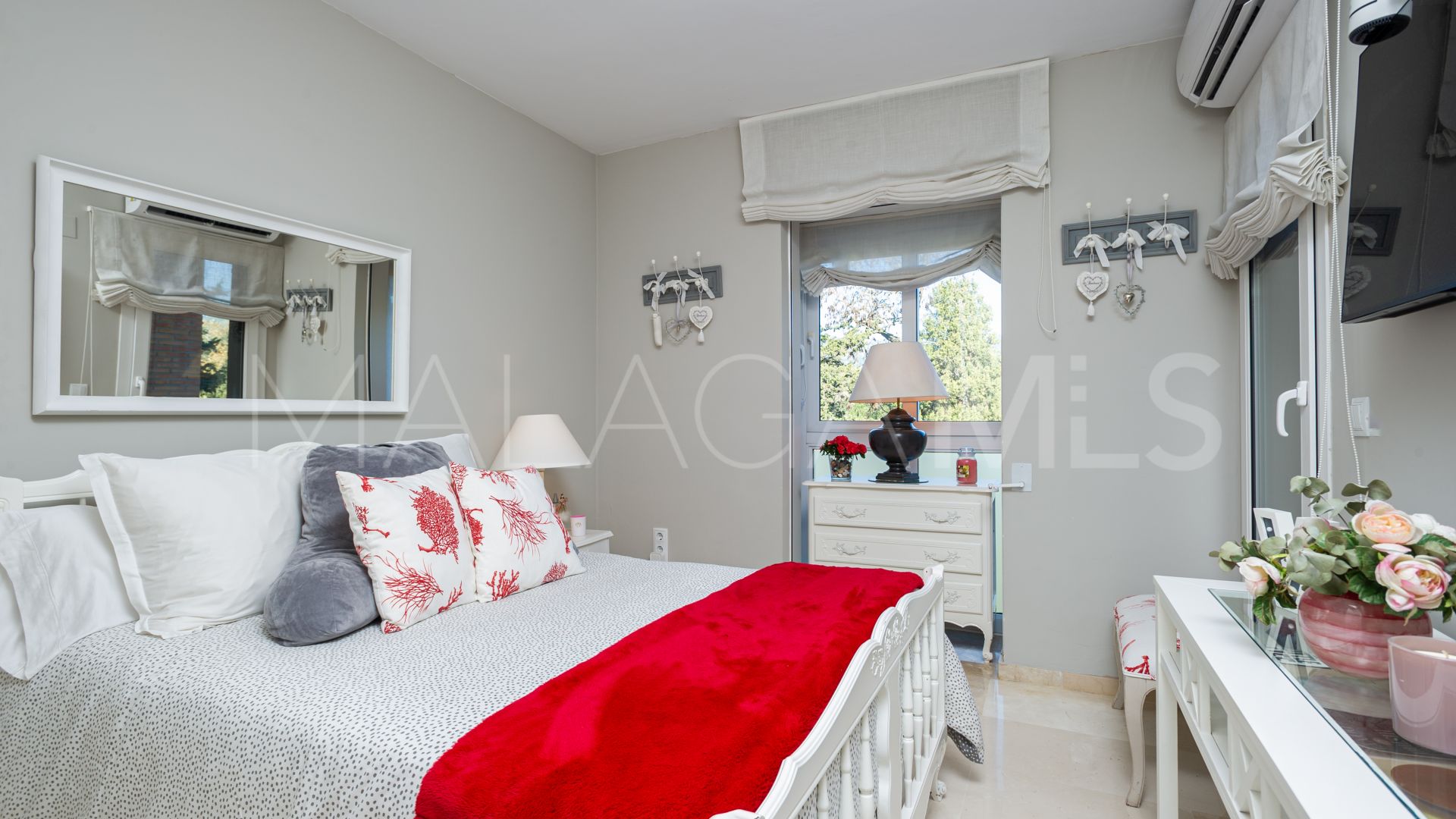 Radhus for sale in La Reserva de los Monteros