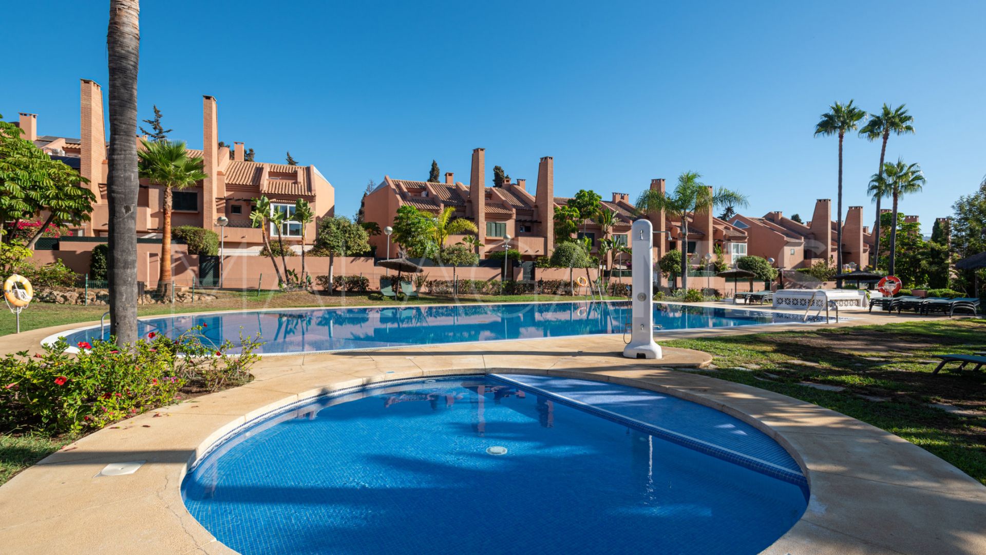 Radhus for sale in La Reserva de los Monteros