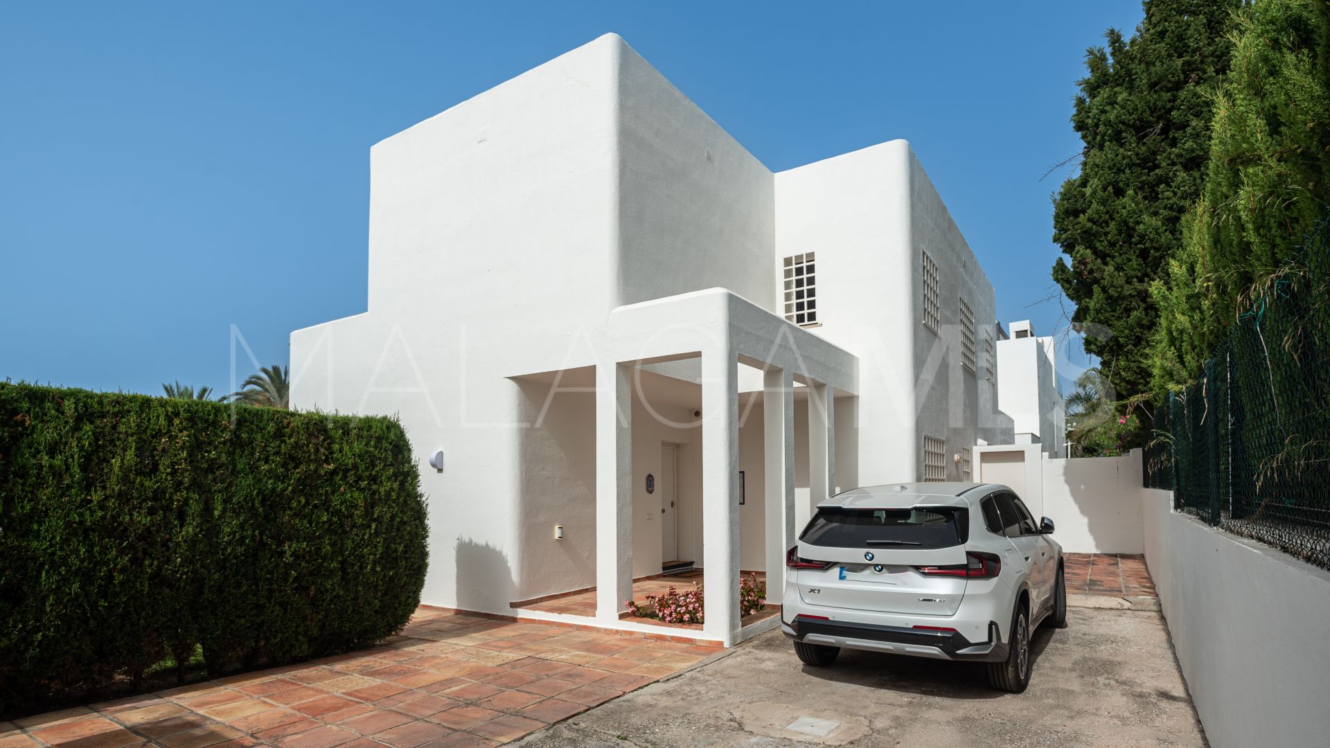 Se vende villa in Marbesa with 6 bedrooms