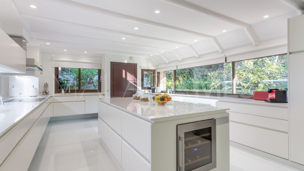Villa de 6 bedrooms for sale in Rio Real