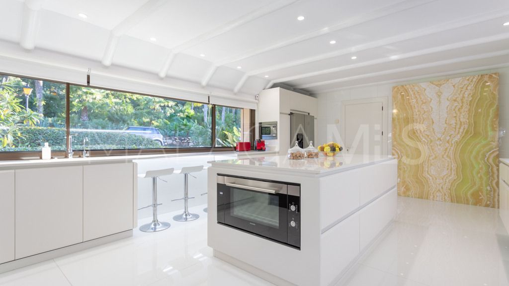 Villa de 6 bedrooms for sale in Rio Real