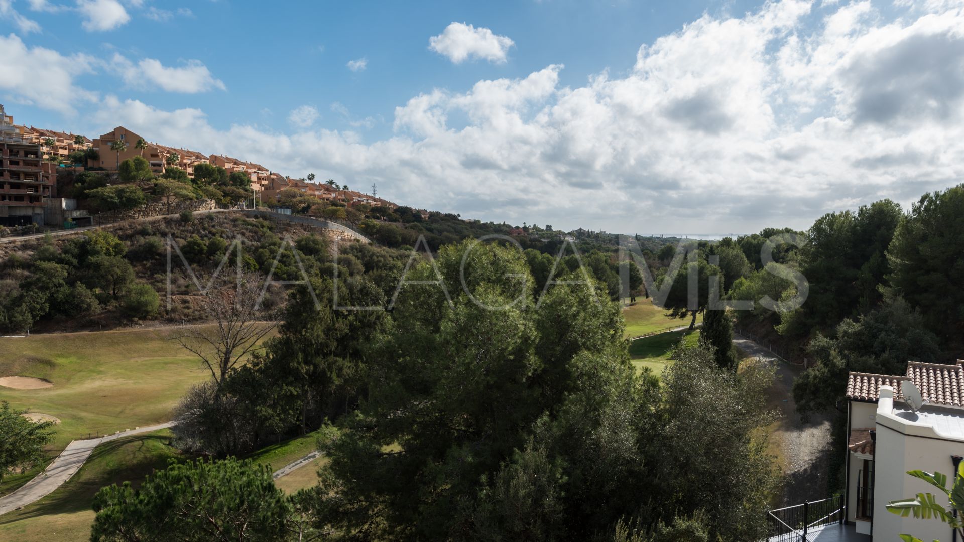 8 bedrooms villa in Elviria for sale