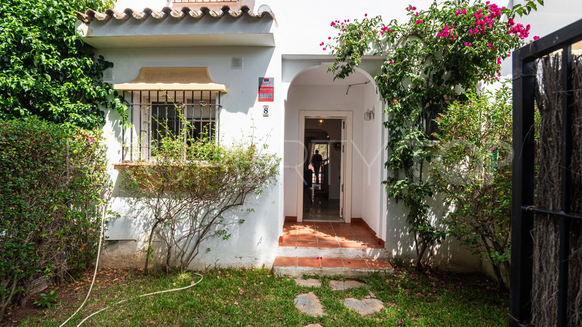 Higueral de Artola chalet for sale