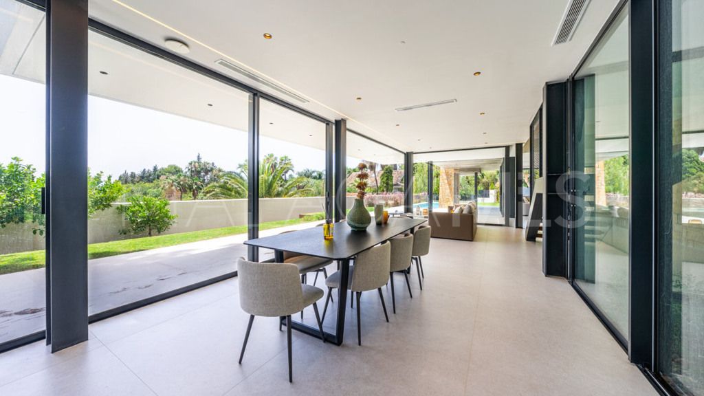 For sale 5 bedrooms villa in Rocio de Nagüeles