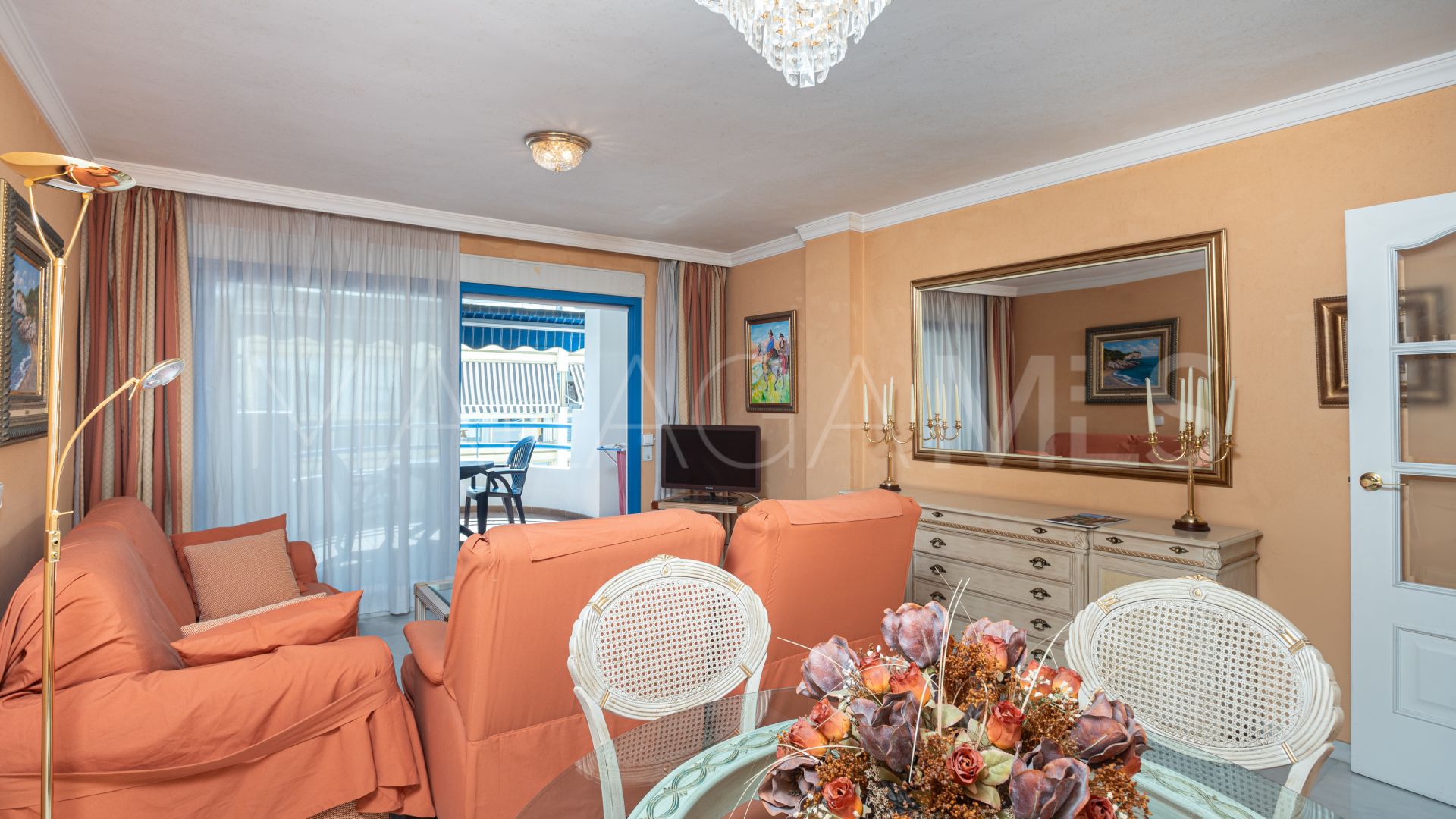 Se vende apartamento with 2 bedrooms in Marbella Centro