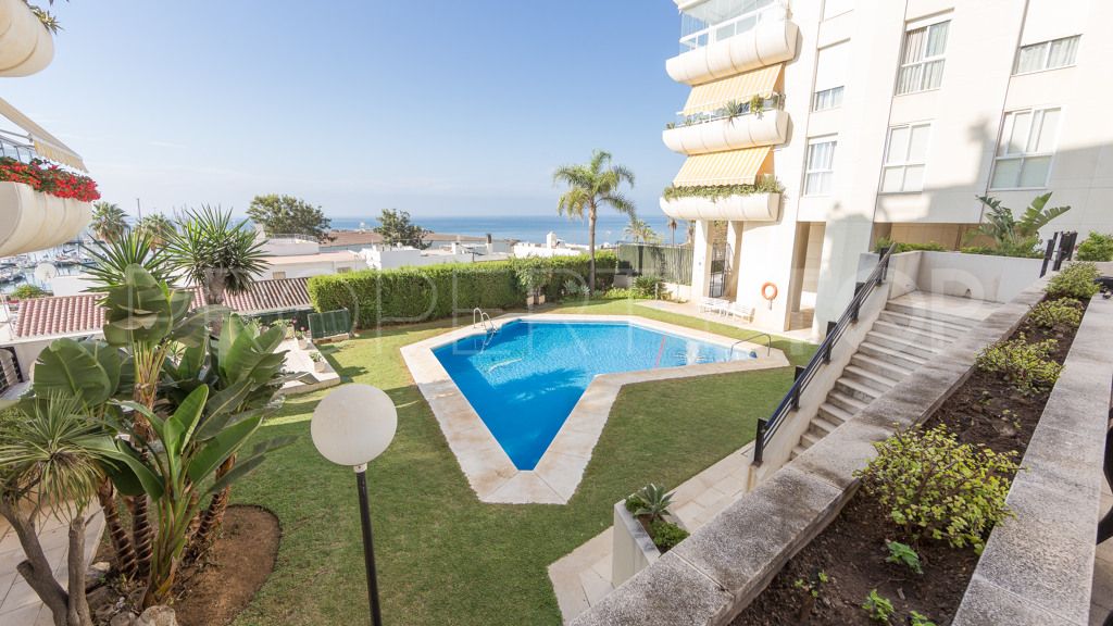 Apartment for sale in Playa Bajadilla - Puertos with 2 bedrooms