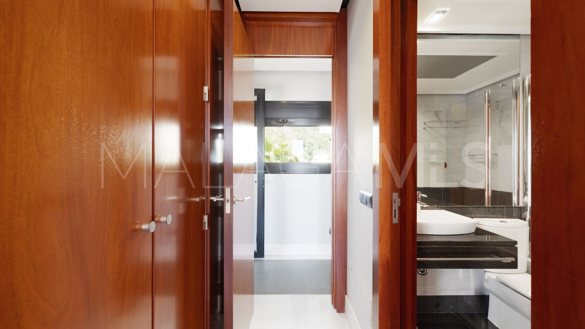 Villa for sale in Los Altos de los Monteros