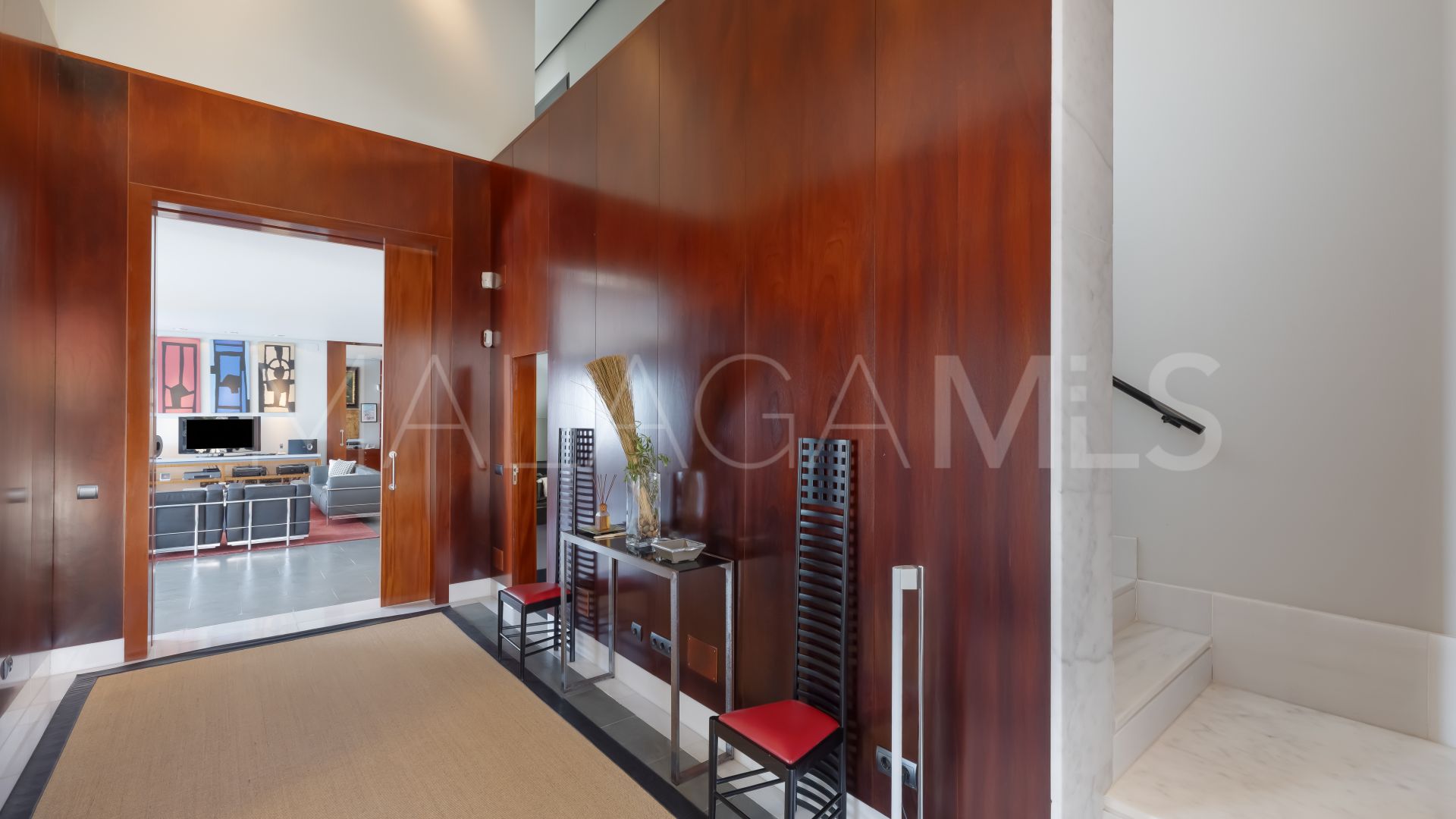 Villa for sale in Los Altos de los Monteros