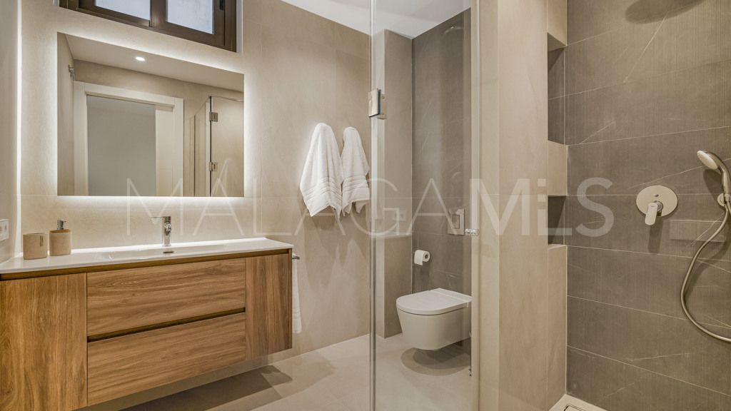 Villa for sale in Altos de Puente Romano