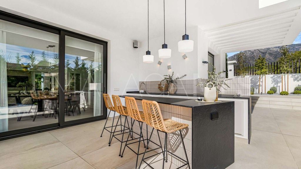 Villa for sale in Altos de Puente Romano