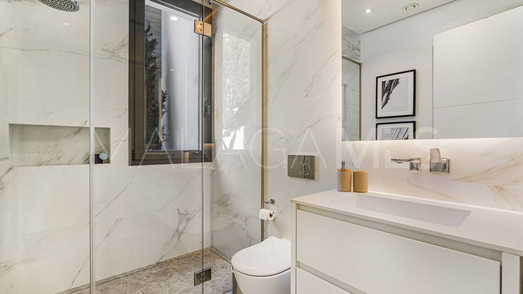 Villa for sale in Altos de Puente Romano