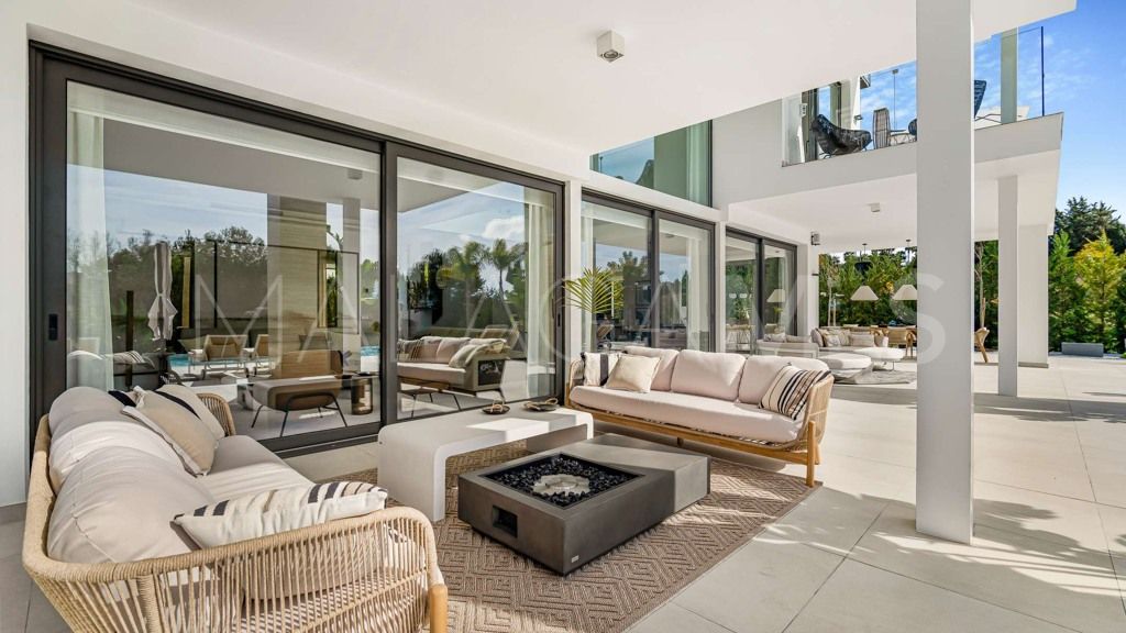 Villa for sale in Altos de Puente Romano