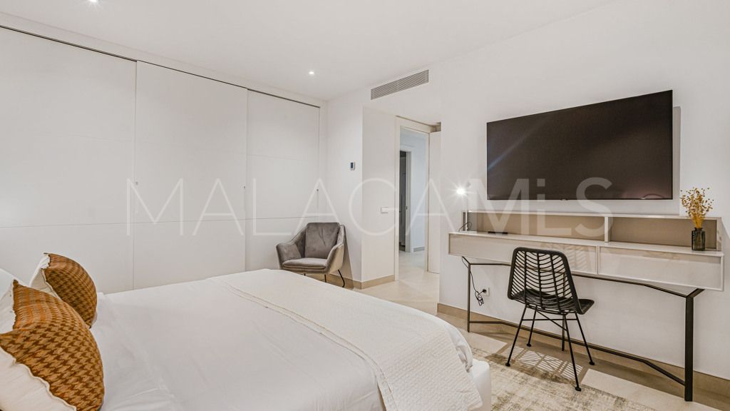 Villa for sale in Altos de Puente Romano