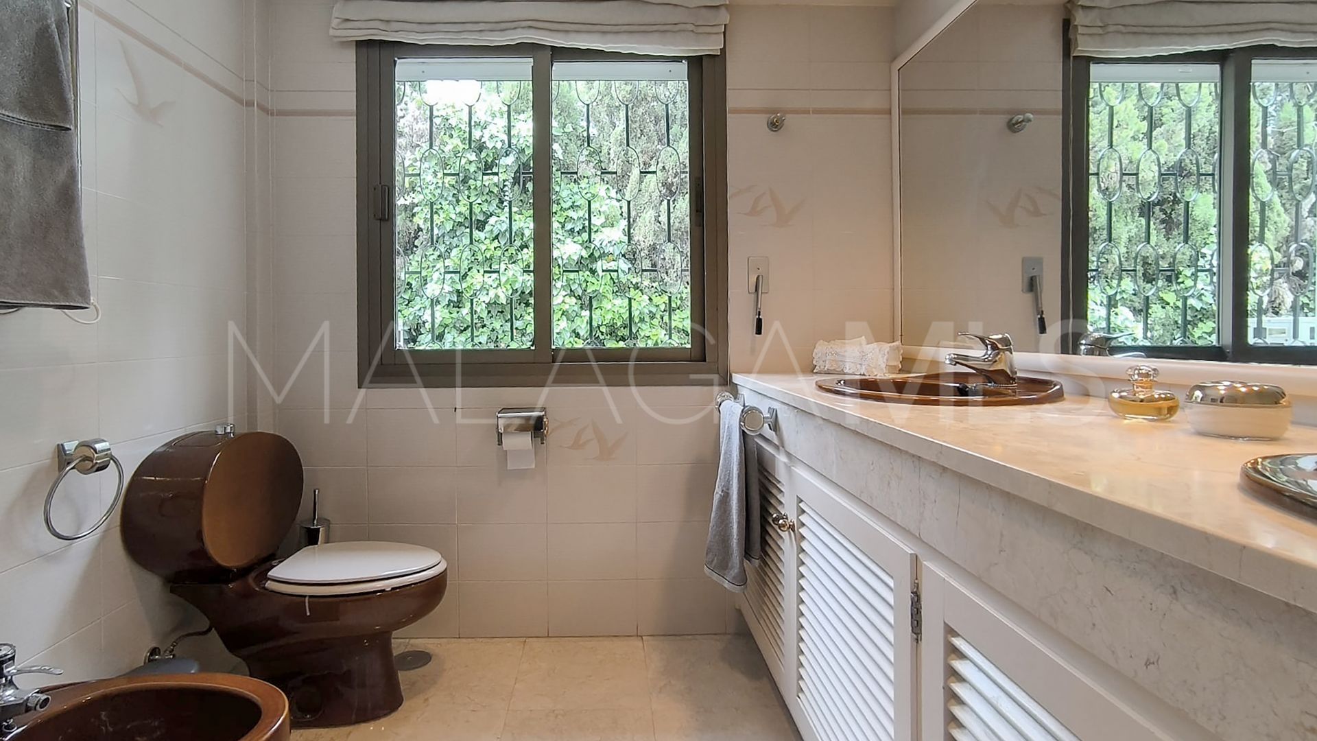 Villa for sale in Los Monteros