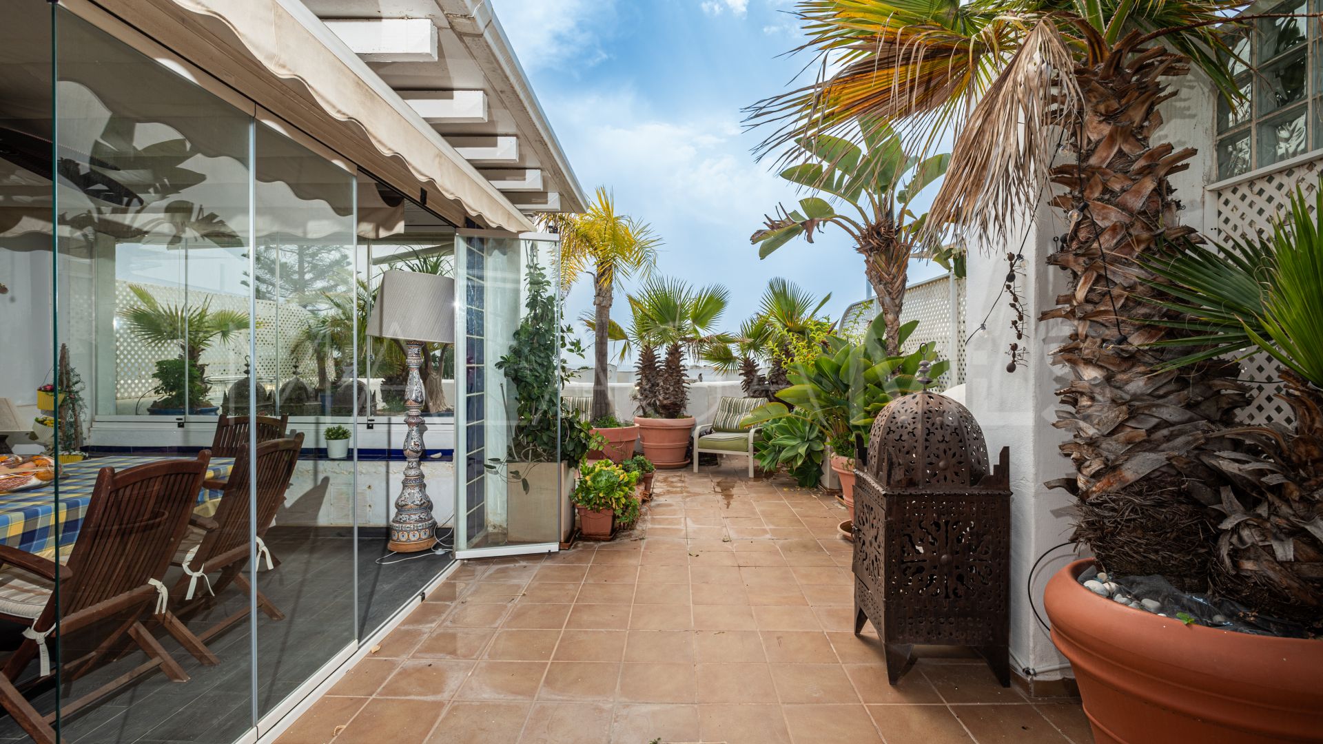 Takvåning for sale in Marbella Real