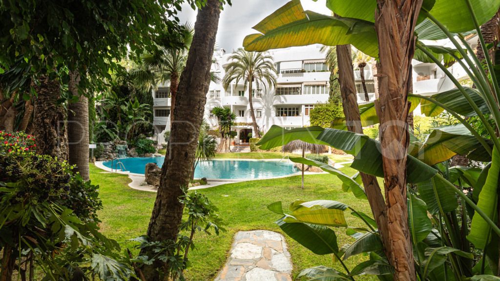 Penthouse for sale in Marbella Real