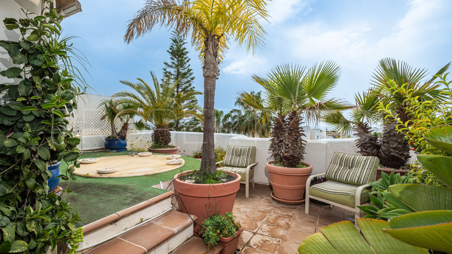 Penthouse for sale in Marbella Real