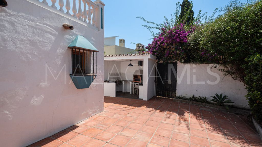 Villa for sale in El Real Panorama