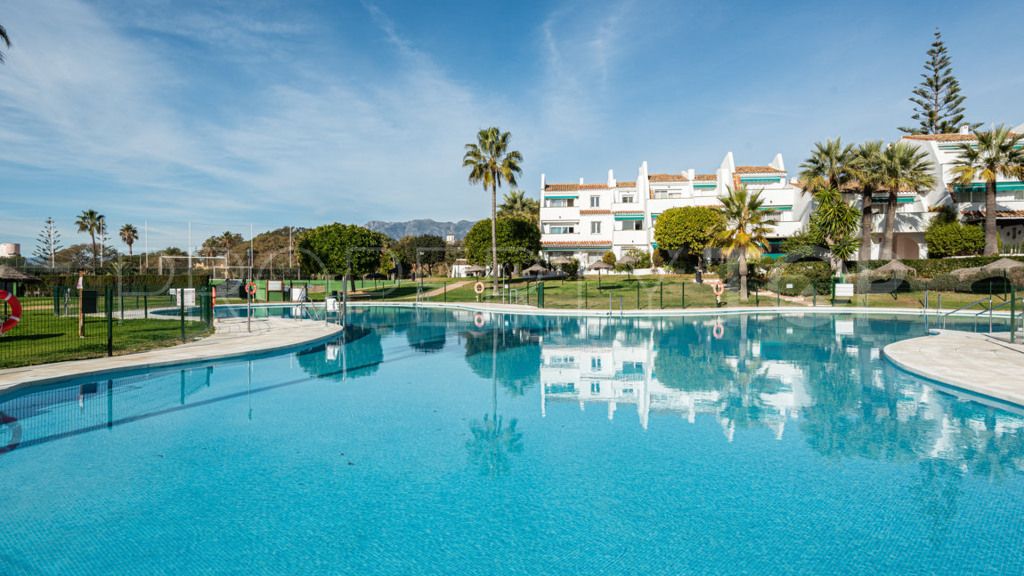 4 bedrooms duplex penthouse in Marbella East for sale