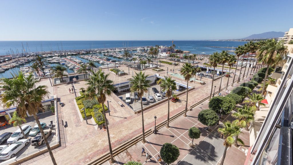 For sale apartment with 3 bedrooms in Marbella Centro