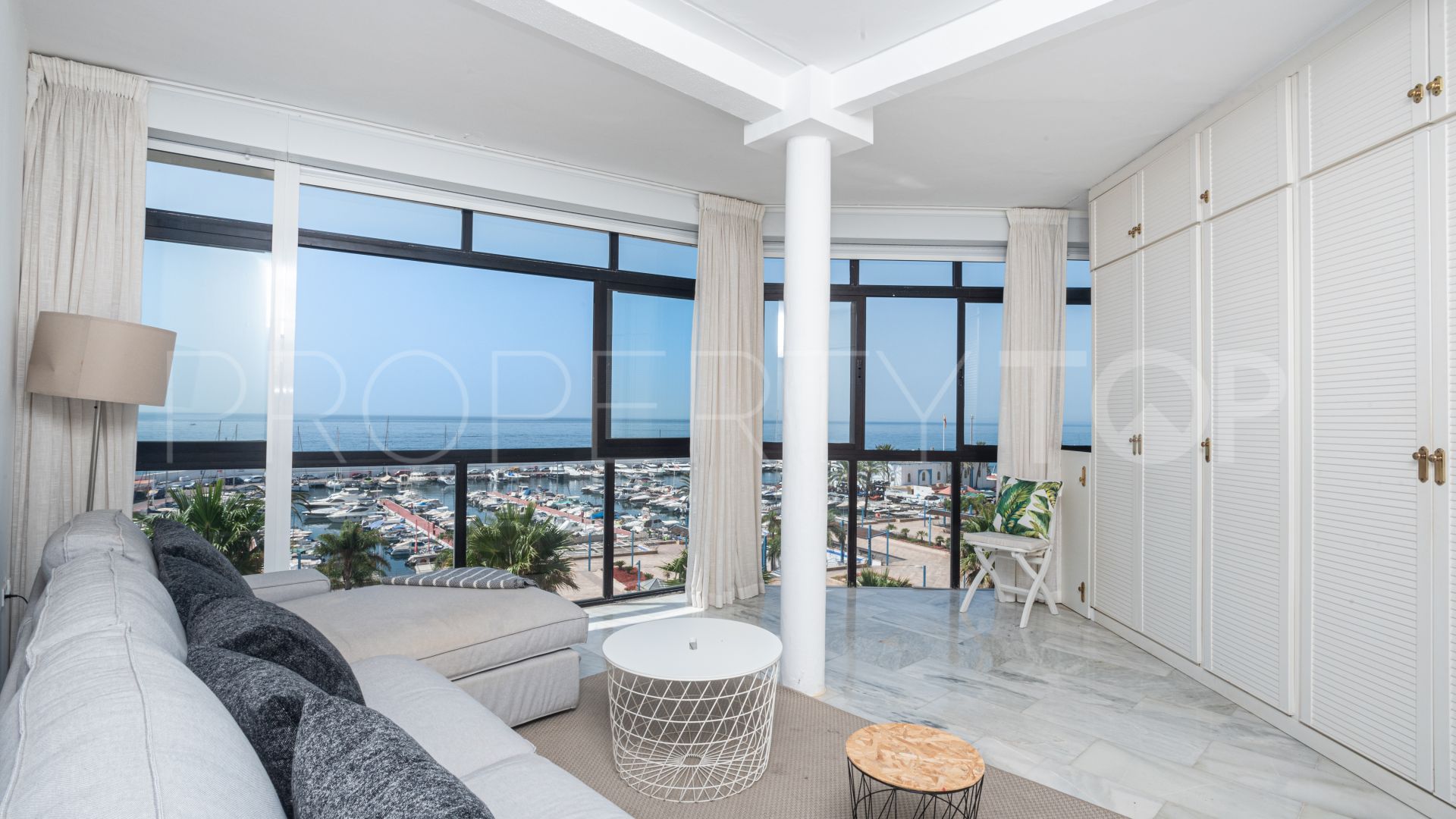 Comprar apartamento de 3 dormitorios en Marbella Centro