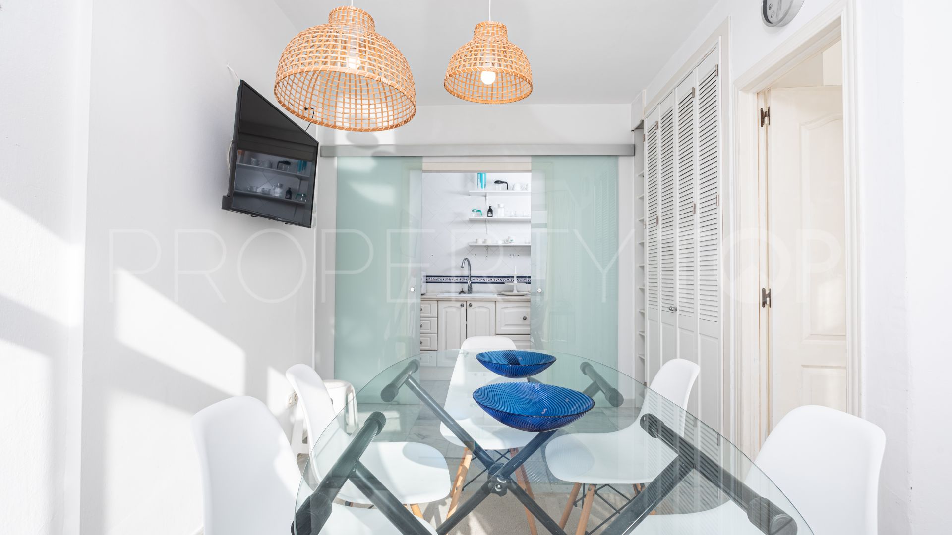 Comprar apartamento de 3 dormitorios en Marbella Centro