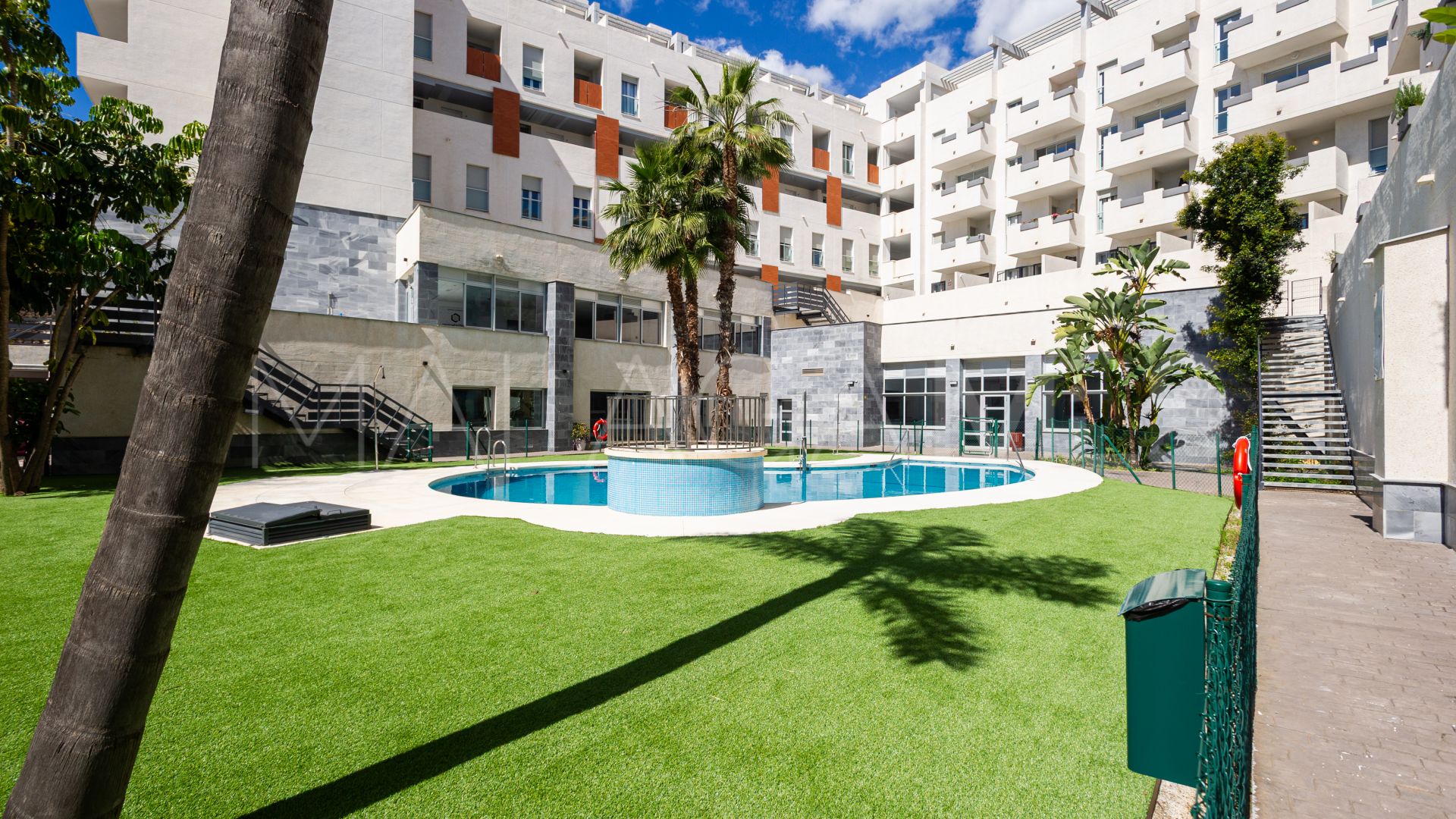 Takvåning for sale in Riviera del Sol