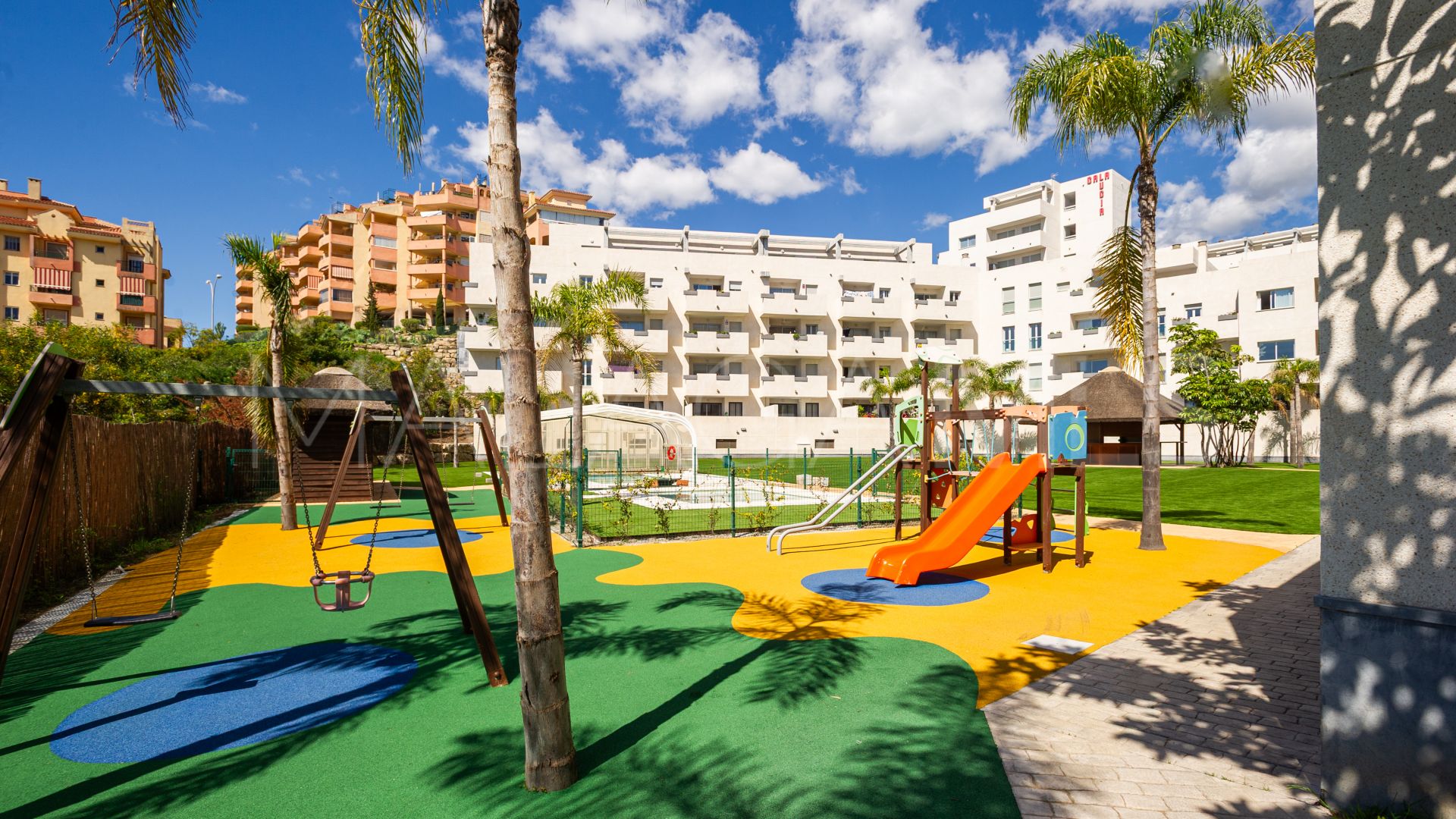 Takvåning for sale in Riviera del Sol