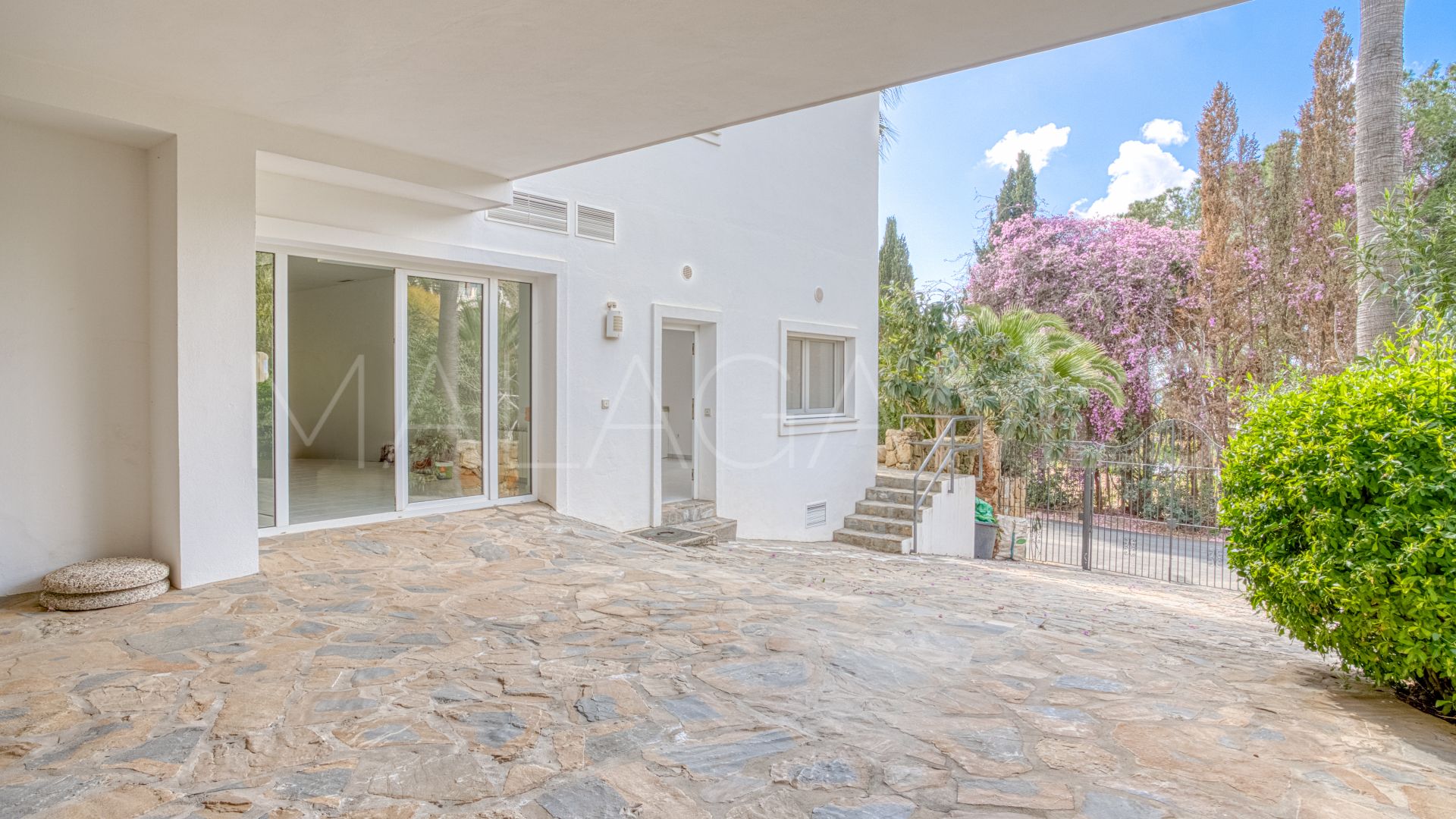 Villa for sale in Hacienda las Chapas