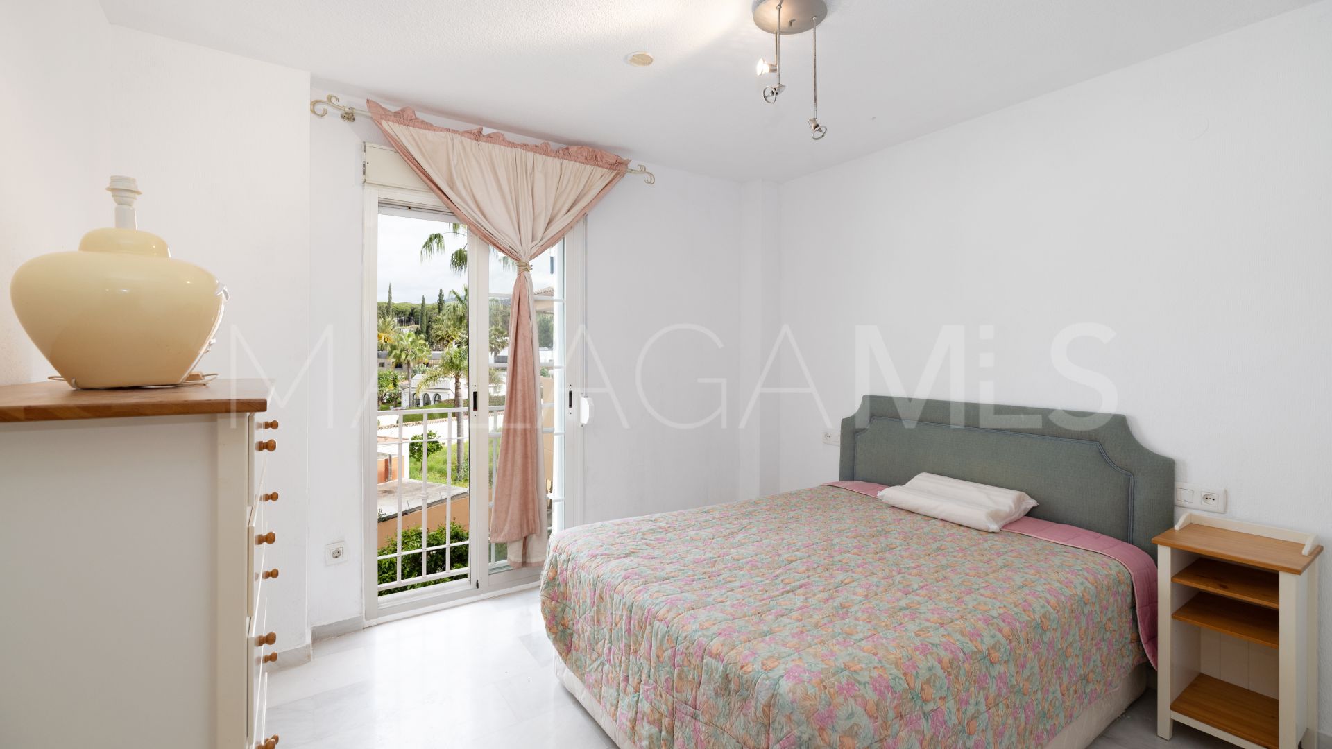 Duplex penthouse for sale in Costabella