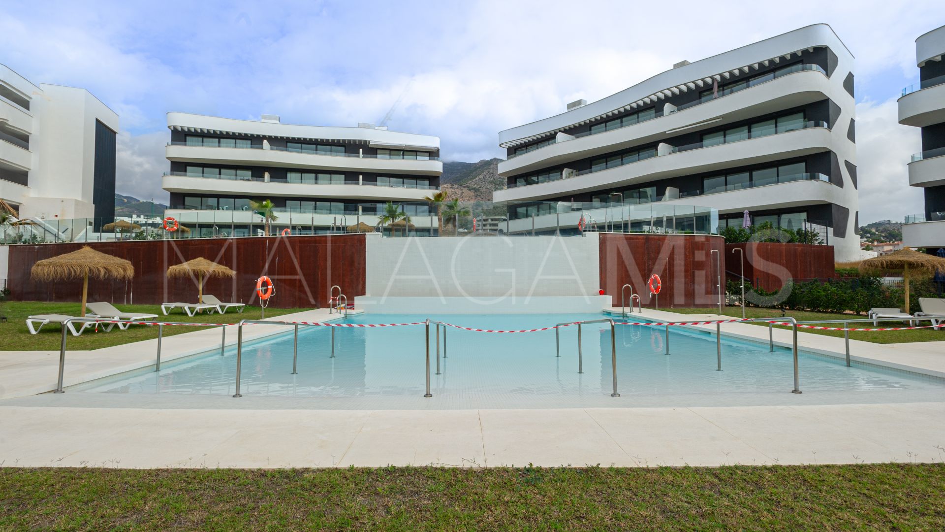 Apartamento planta baja for sale in El Higueron