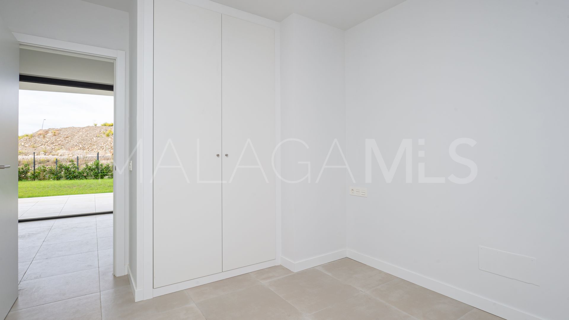 Apartamento planta baja for sale in El Higueron