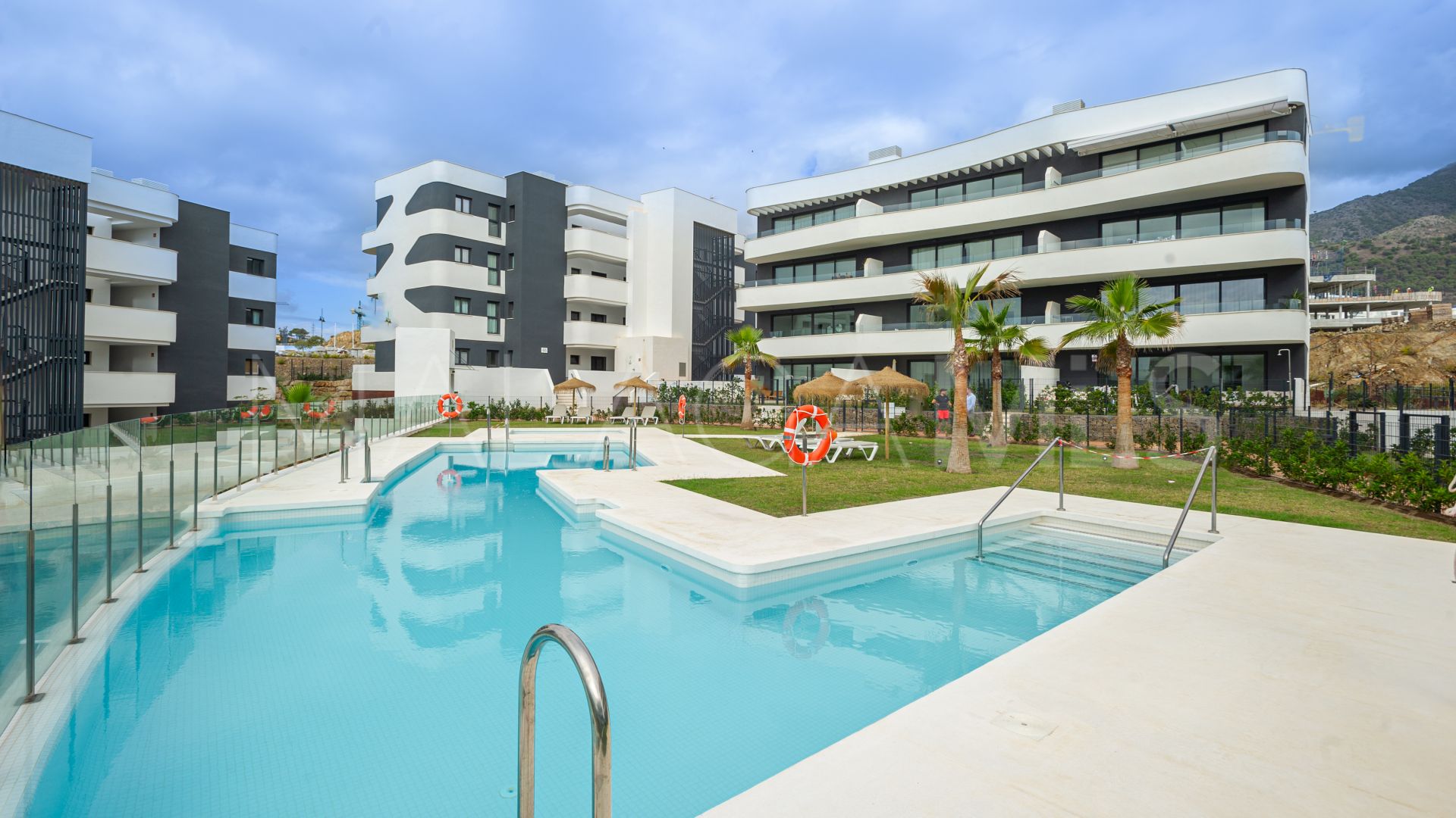 Apartamento planta baja for sale in El Higueron