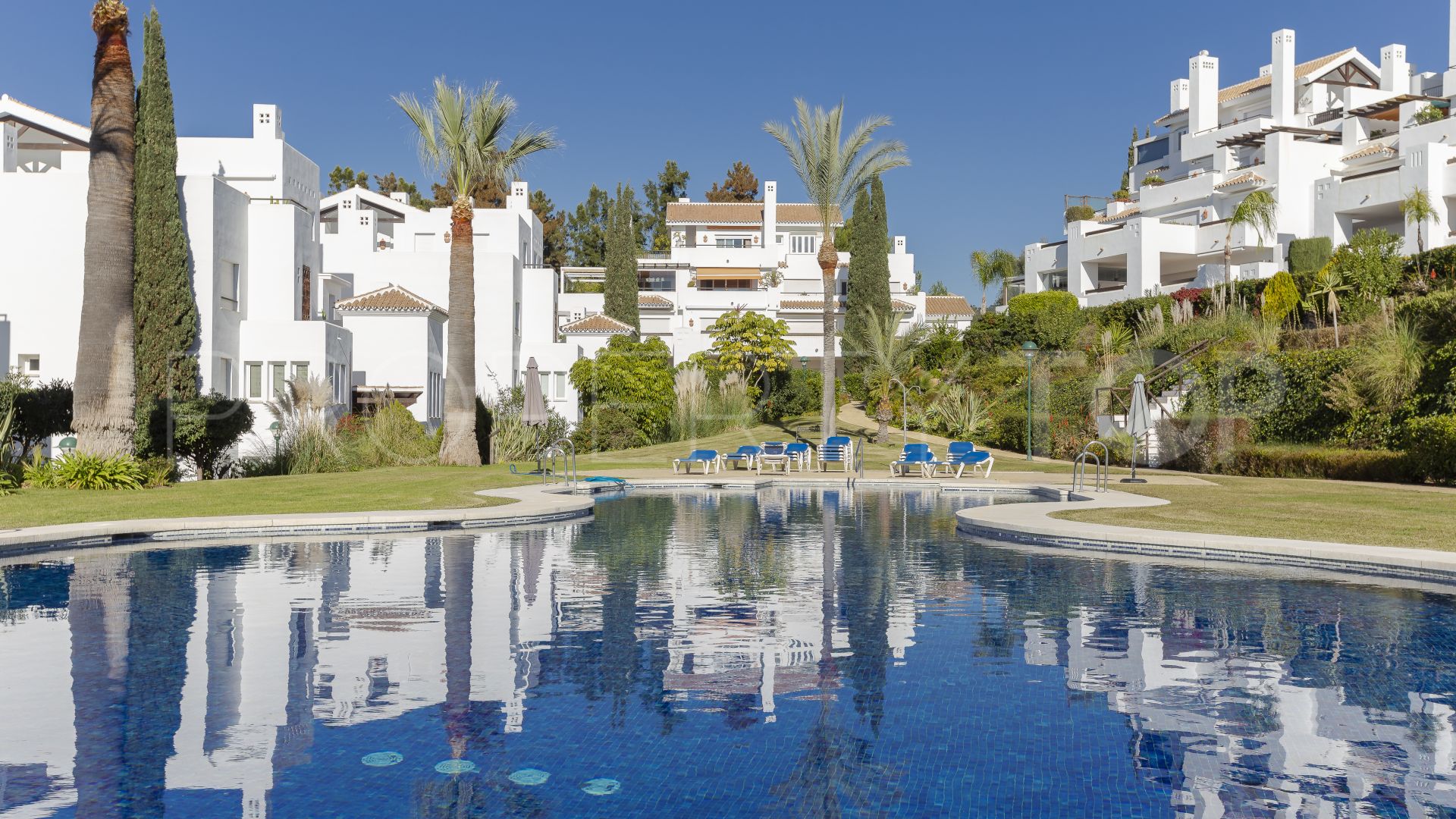 Comprar apartamento en Los Monteros Palm Beach de 3 dormitorios