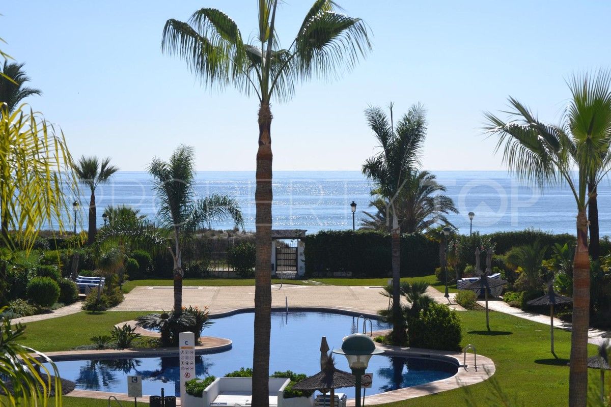 Comprar apartamento en Los Monteros Palm Beach de 3 dormitorios