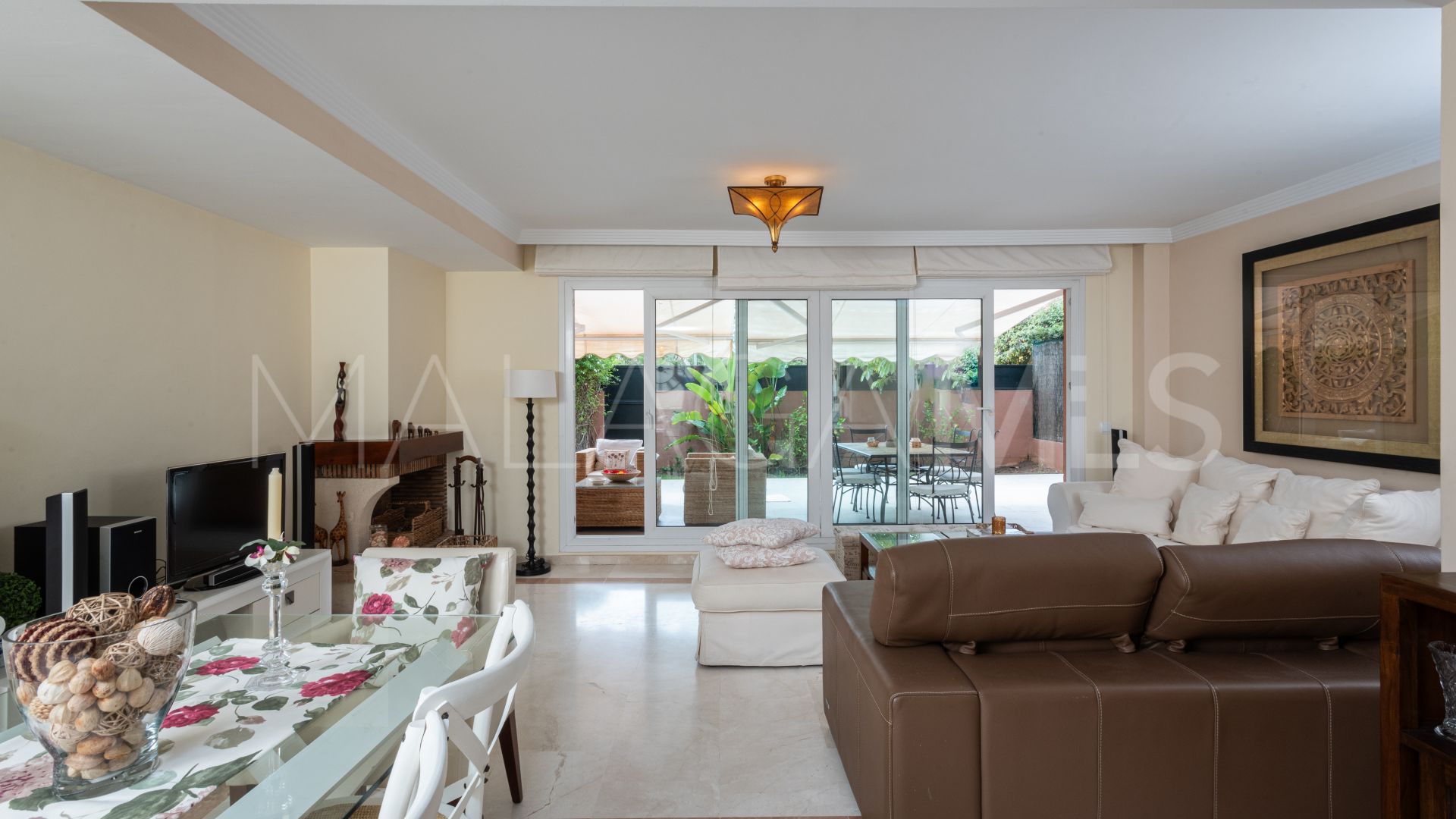 Maison jumelée for sale in La Reserva de los Monteros