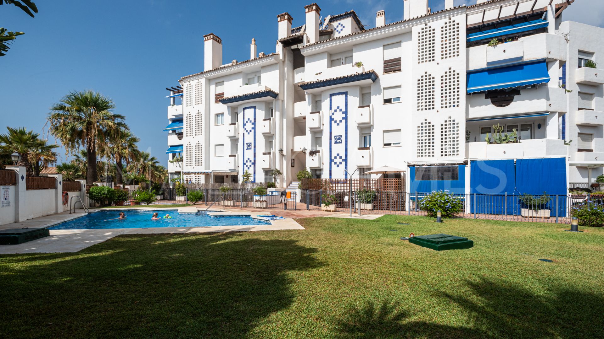 Apartment for sale in Las Chapas with 2 bedrooms